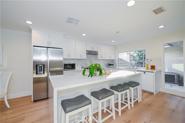 Detail Gallery Image 14 of 28 For 15 Camphor, Irvine,  CA 92612 - 3 Beds | 3 Baths