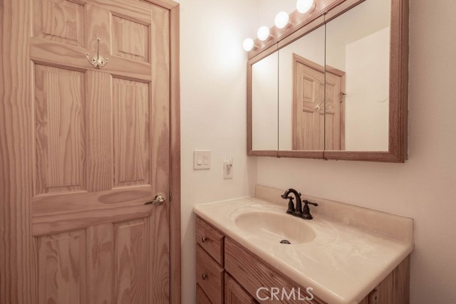 Detail Gallery Image 44 of 49 For 457 E Mountain View, Big Bear City,  CA 92314 - 3 Beds | 2 Baths