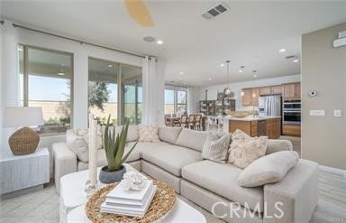 Detail Gallery Image 9 of 43 For 3677 S Bearberry Ave, Ontario,  CA 91761 - 5 Beds | 3 Baths