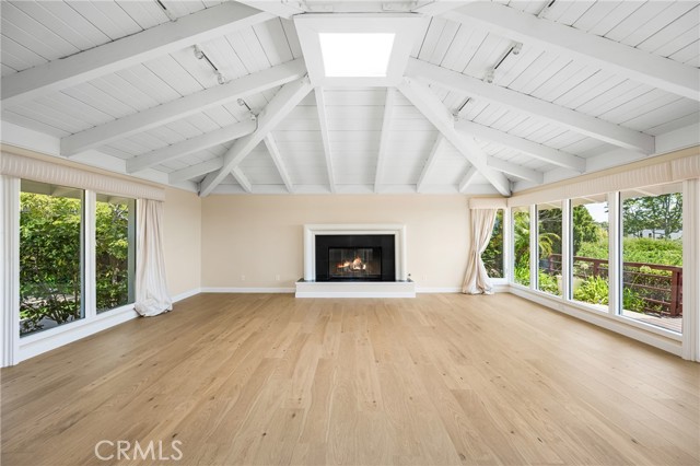 2815 Blue Water Drive, Corona del Mar CA: https://media.crmls.org/medias/7132cbe9-5821-4c4b-b796-0a9c6a98983d.jpg