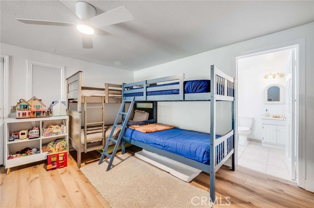 Detail Gallery Image 26 of 42 For 395 Primrose Cir #1-2,  Lake Arrowhead,  CA 92352 - 4 Beds | 3 Baths