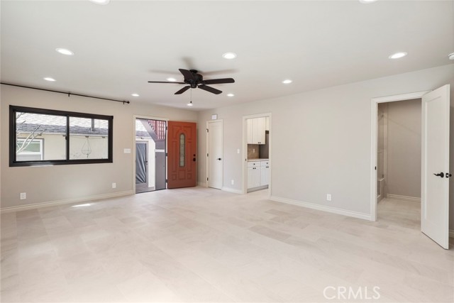 Detail Gallery Image 2 of 9 For 410 Dahlia Ave #B,  Corona Del Mar,  CA 92625 - 0 Beds | 1 Baths