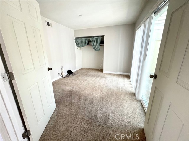 15 Creekwood, Irvine CA: https://media.crmls.org/medias/71342fa8-f85b-4a8a-a226-a9ce0d8eb590.jpg
