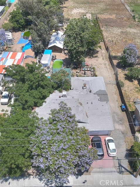 645 N Maple Avenue, Fontana CA: https://media.crmls.org/medias/71347a9f-f84a-4e28-95c0-e658b6c34627.jpg