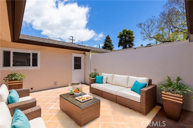 Detail Gallery Image 15 of 29 For 815 Cieneguitas Rd, Santa Barbara,  CA 93110 - 2 Beds | 2 Baths