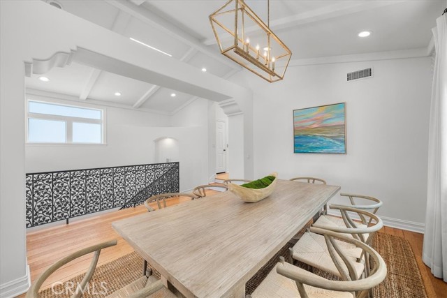 Detail Gallery Image 18 of 69 For 320 32nd St, Manhattan Beach,  CA 90266 - 5 Beds | 4/1 Baths