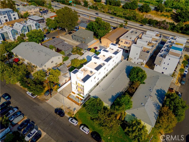 712 N Chestnut Avenue, Los Angeles CA: https://media.crmls.org/medias/7134abdf-1782-4737-8401-1073d09aa64f.jpg