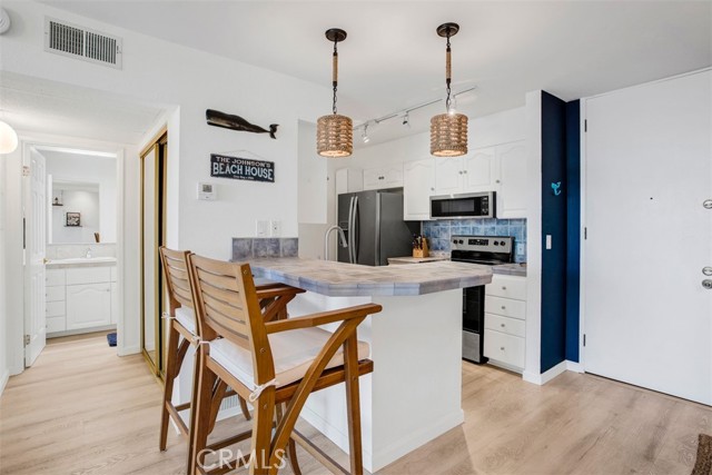 Detail Gallery Image 12 of 45 For 1140 E Ocean Bld #235,  Long Beach,  CA 90802 - 1 Beds | 1 Baths