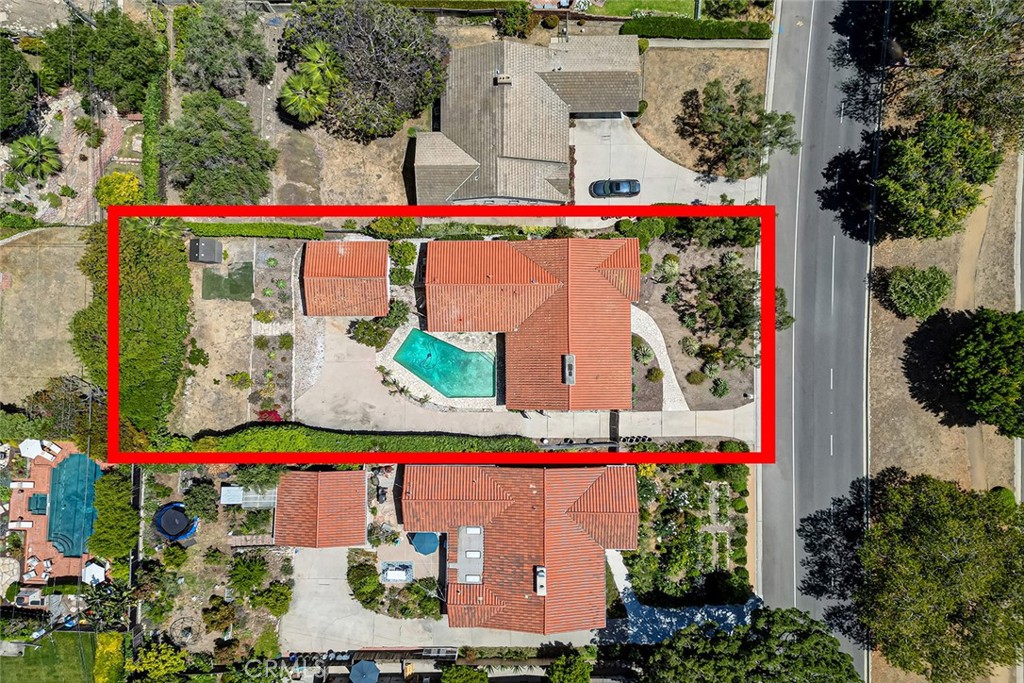 2552 Palos Verdes Drive W