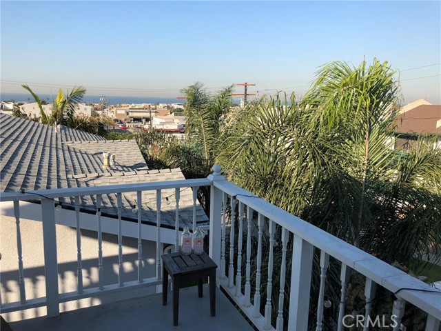 456 Ocean View Avenue, Hermosa Beach, California 90254, 8 Bedrooms Bedrooms, ,6 BathroomsBathrooms,Residential,For Sale,Ocean View,SB24246175