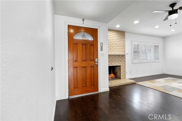 Detail Gallery Image 5 of 27 For 945 N Charter Dr, Covina,  CA 91724 - 3 Beds | 2 Baths