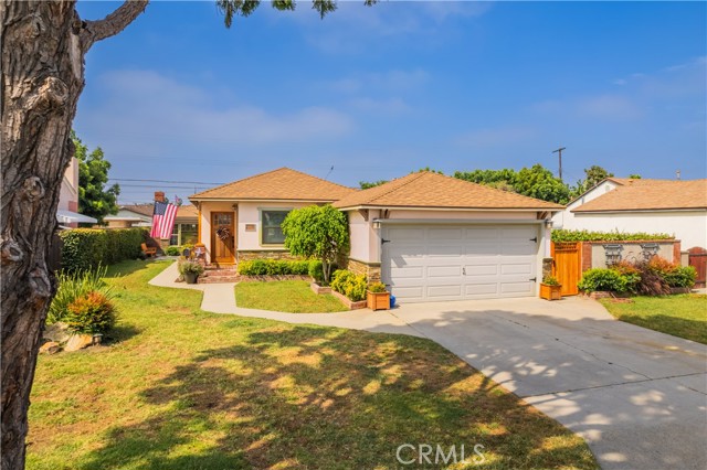 9052 Bigby Street, Downey, California 90241, 4 Bedrooms Bedrooms, ,2 BathroomsBathrooms,Single Family Residence,For Sale,Bigby,TR25031383