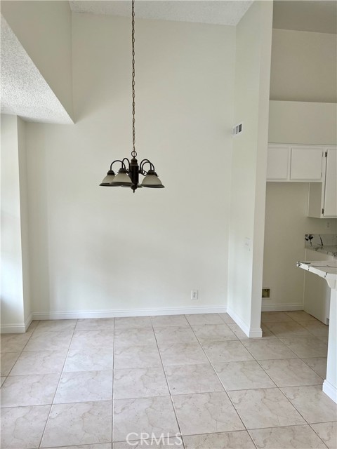 26492 Las Palmas, Laguna Hills CA: https://media.crmls.org/medias/7136ddc2-1261-41d9-8068-787c263266bc.jpg