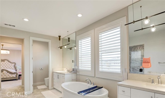 Detail Gallery Image 21 of 57 For 141 Evergreen Way, Lake Forest,  CA 92630 - 5 Beds | 5/1 Baths