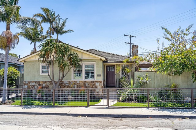230 San Marco Drive, Long Beach, California 90803, 3 Bedrooms Bedrooms, ,1 BathroomBathrooms,Single Family Residence,For Sale,San Marco,NP24082510