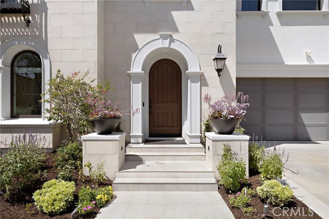 Detail Gallery Image 6 of 54 For 93 Interstellar, Irvine,  CA 92618 - 6 Beds | 6/1 Baths