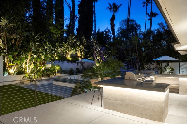 5265 Del Moreno Drive, Woodland Hills CA: https://media.crmls.org/medias/71389780-eacd-465c-ad56-8c9fb75553b2.jpg