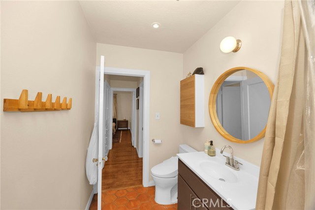 Detail Gallery Image 26 of 54 For 225 E 56th St, Long Beach,  CA 90805 - 3 Beds | 2 Baths