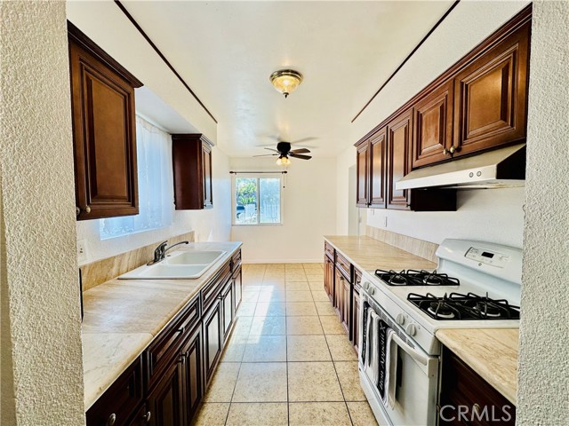 1622 E Grand Avenue, Escondido, CA, 92027 1622 E Grand Avenue, Escondido, CA, 92027