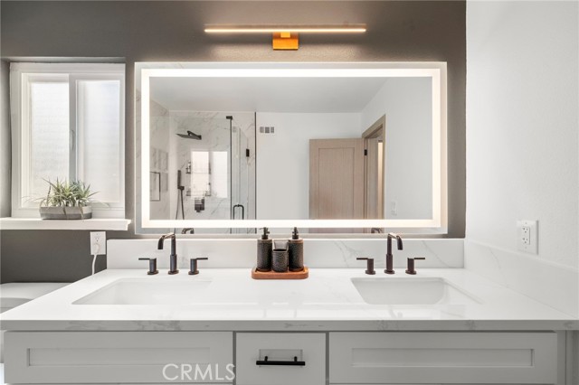 Detail Gallery Image 29 of 49 For 4951 Maui Cir, Huntington Beach,  CA 92649 - 4 Beds | 2 Baths