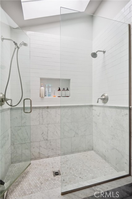 2105 N. Meadows Ave, Manhattan Beach, California 90266, 4 Bedrooms Bedrooms, ,3 BathroomsBathrooms,Residential,Sold,N. Meadows Ave,SB22064720