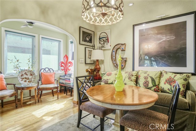 Detail Gallery Image 15 of 46 For 10754 Valley Spring, Studio City,  CA 91602 - 2 Beds | 2 Baths