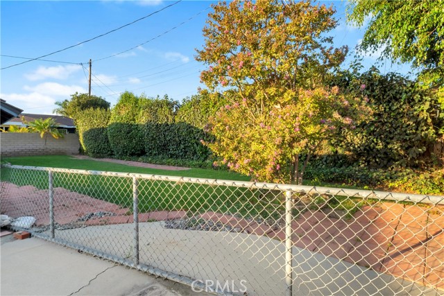 606 N Ohio Street, Anaheim CA: https://media.crmls.org/medias/713b688b-2e37-4875-a982-52a7319e5084.jpg