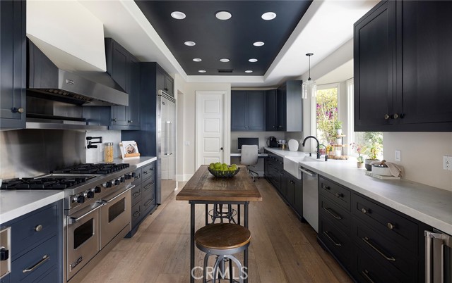 420 De Sola Terrace, Corona del Mar CA: https://media.crmls.org/medias/713b98ad-52e7-4661-b1a6-e10ba72dd293.jpg