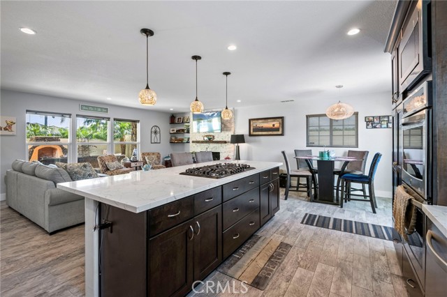 Detail Gallery Image 11 of 58 For 20761 Catamaran, Huntington Beach,  CA 92646 - 4 Beds | 4/1 Baths