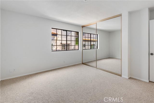Detail Gallery Image 19 of 28 For 2008 Mathews Ave #C,  Redondo Beach,  CA 90278 - 3 Beds | 2/1 Baths