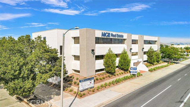  Commercial for Sale in Victorville, California