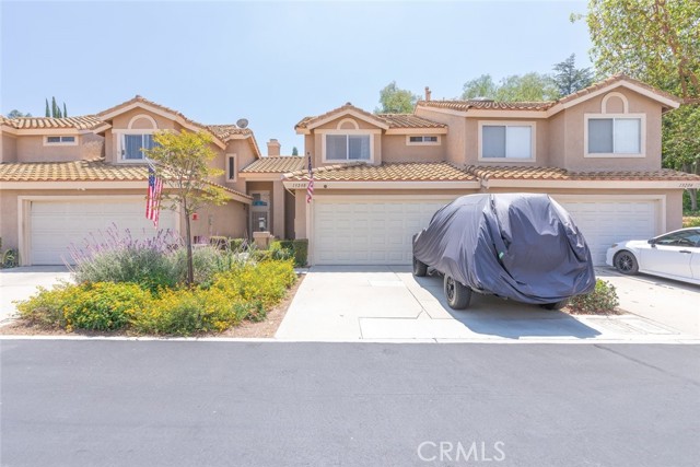 13208 Setting Sun Court, Chino Hills CA: https://media.crmls.org/medias/713d731c-c02b-4345-8505-46e074b8da90.jpg