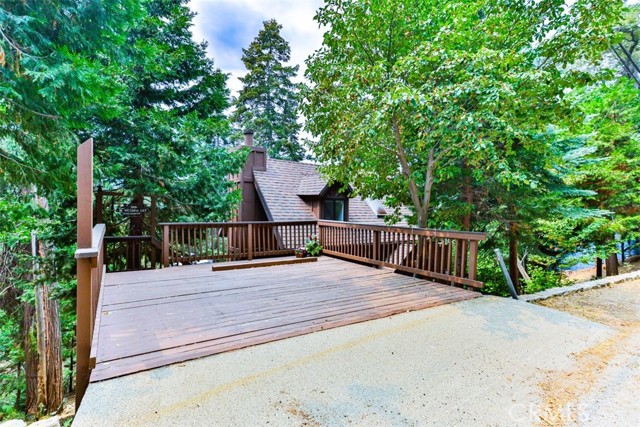 Image 2 for 519 W Victoria Court, Lake Arrowhead, CA 92352