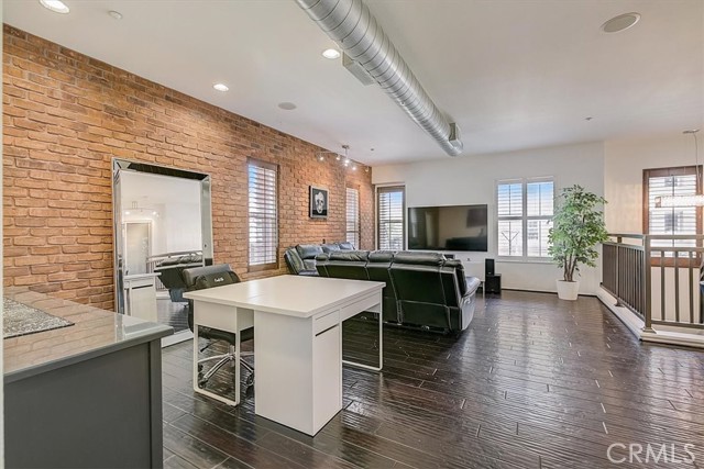 713eea51 58af 4a18 A710 7656cb10a390