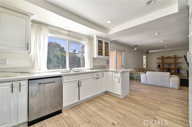 Detail Gallery Image 16 of 55 For 23706 Livewood Ln, Harbor City,  CA 90710 - 5 Beds | 3 Baths