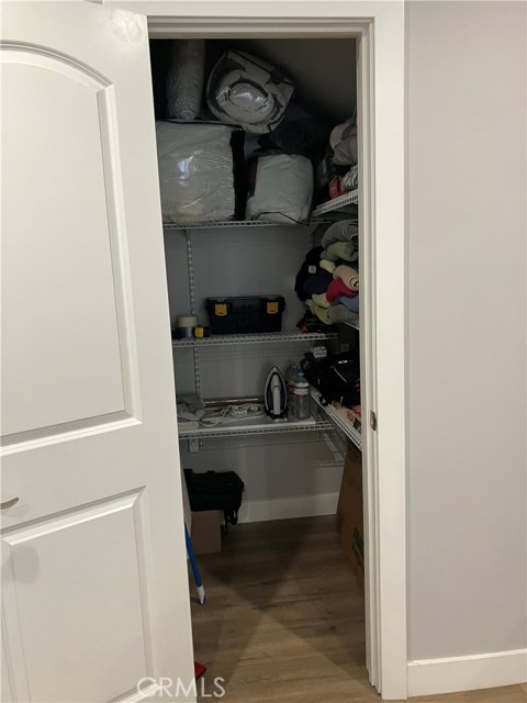 Detail Gallery Image 12 of 12 For 2059 N Vermont, Los Angeles,  CA 90027 - 2 Beds | 2 Baths