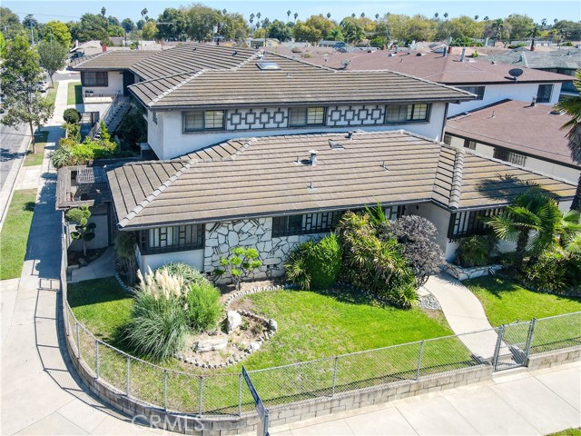 3760 S Bronson