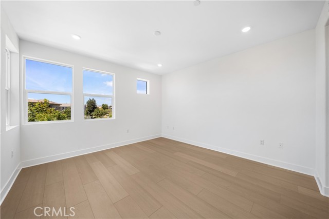 410 Lobata, Irvine CA: https://media.crmls.org/medias/713f872e-e042-42a5-8c39-4aac3b5bc4f7.jpg