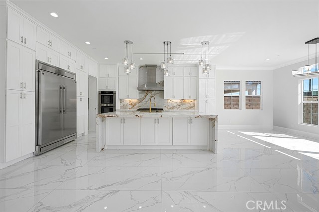 Detail Gallery Image 6 of 13 For 13705 Copley Dr, Rancho Cucamonga,  CA 91739 - 5 Beds | 5/1 Baths