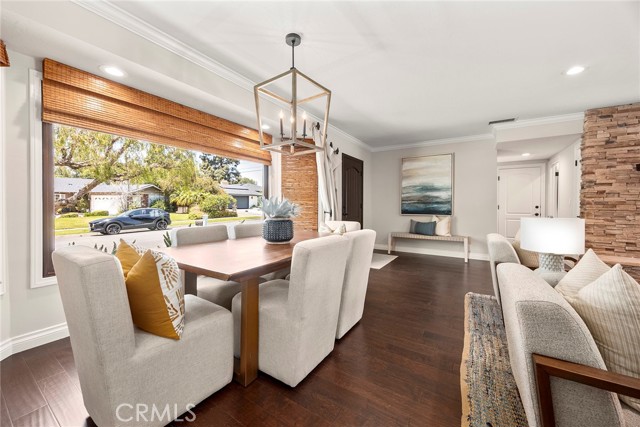 1831 Cockscrow Lane, North Tustin CA: https://media.crmls.org/medias/714070e2-93db-430e-81c4-8d16cfe730fb.jpg