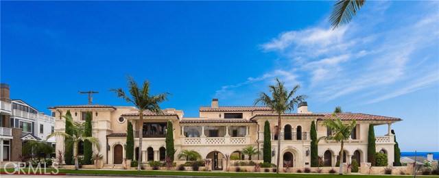 3300 Ocean Boulevard, Corona del Mar CA: https://media.crmls.org/medias/7140c8eb-d329-415f-91bb-49301bda4f3d.jpg