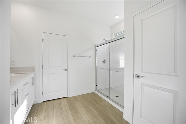 Detail Gallery Image 18 of 50 For 27315 Bear Creek Ln, Valencia,  CA 91381 - 4 Beds | 3/1 Baths