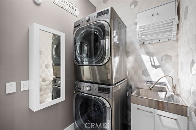 Detail Gallery Image 54 of 58 For 58 Victoria, Newport Beach,  CA 92660 - 3 Beds | 3 Baths