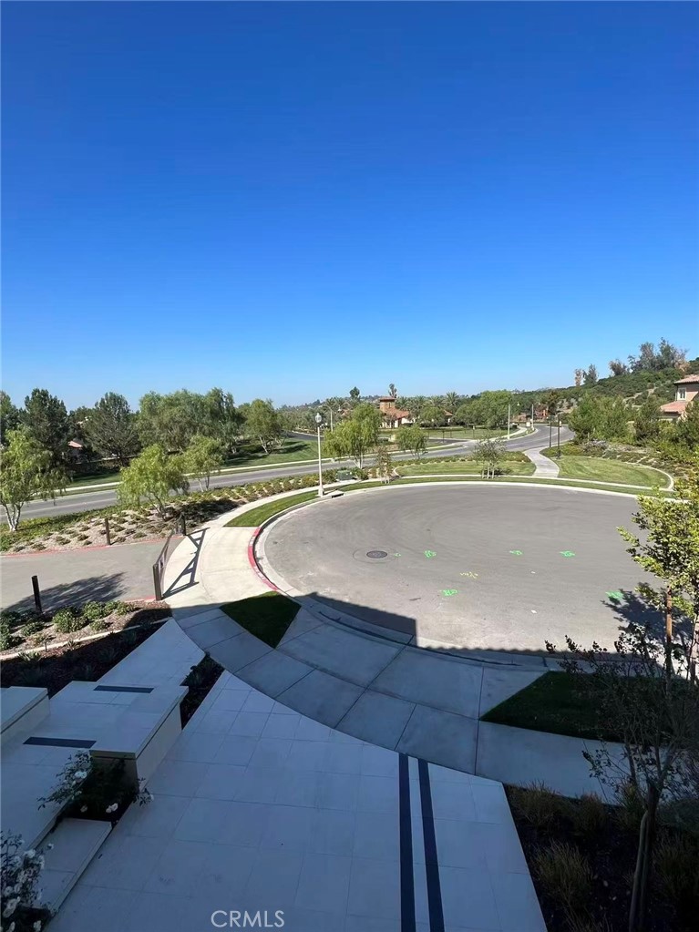 https://media.crmls.org/medias/7143f439-cb58-4a56-ac8a-cdffe4cff4ff.jpg?preset=X-Large