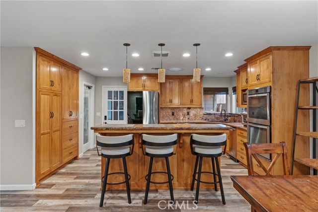 Detail Gallery Image 9 of 37 For 1856 Southfork Pl, Paso Robles,  CA 93446 - 3 Beds | 4 Baths