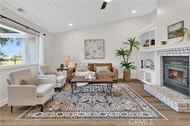 Detail Gallery Image 6 of 52 For 7080 Iverson, Paso Robles,  CA 93446 - 4 Beds | 2 Baths