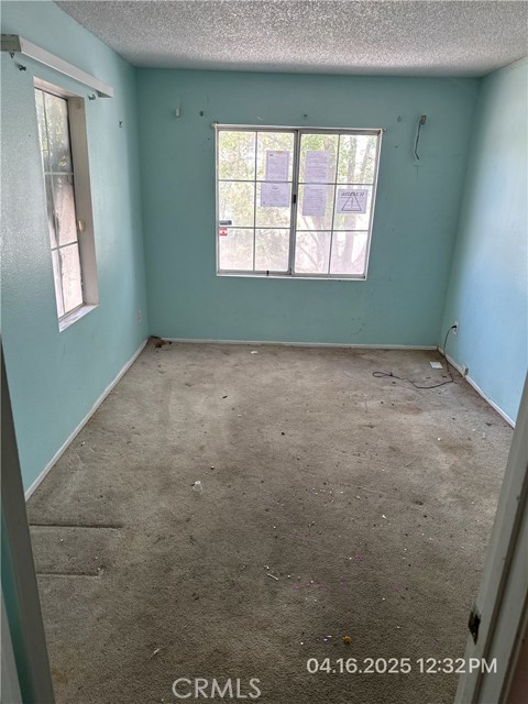 14535 Owens River Road, Victorville CA: https://media.crmls.org/medias/7144f31d-88b5-4c0b-983b-9c35b7a75bc8.jpg