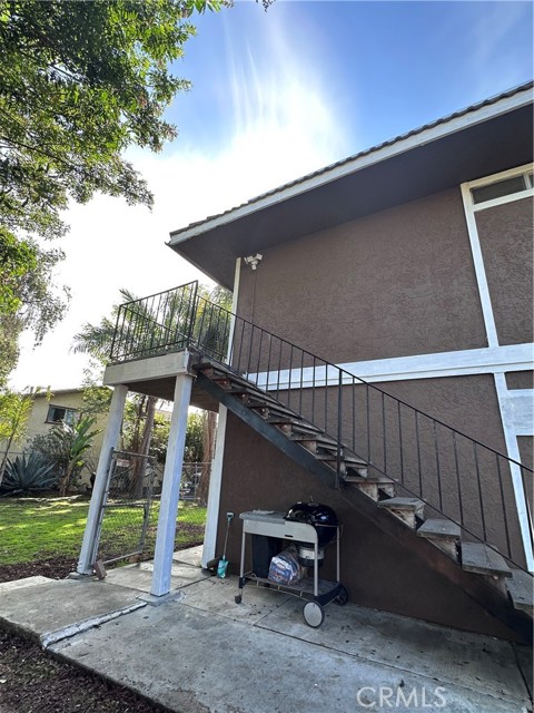 503 W California Avenue, Vista CA: https://media.crmls.org/medias/71450c92-6dda-4566-802a-7145532ebe0e.jpg