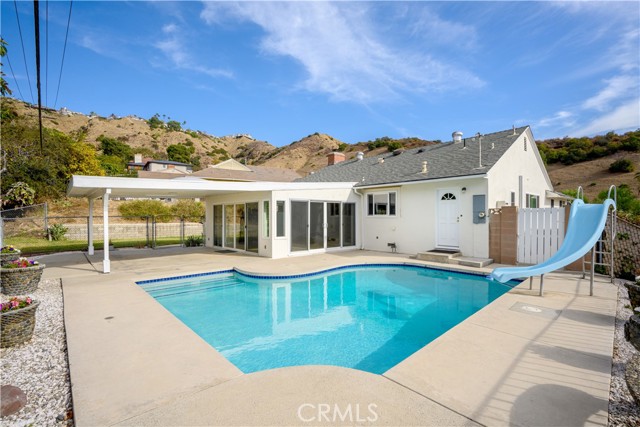 Detail Gallery Image 28 of 34 For 841 Irving, Burbank,  CA 91504 - 3 Beds | 2 Baths