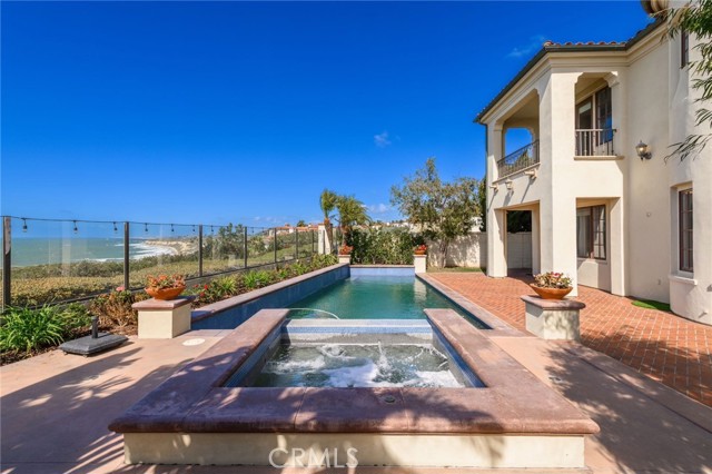 24 Wharfside Drive, Newport Coast CA: https://media.crmls.org/medias/71457ceb-2d36-4702-a41e-fb35d0aa70e1.jpg